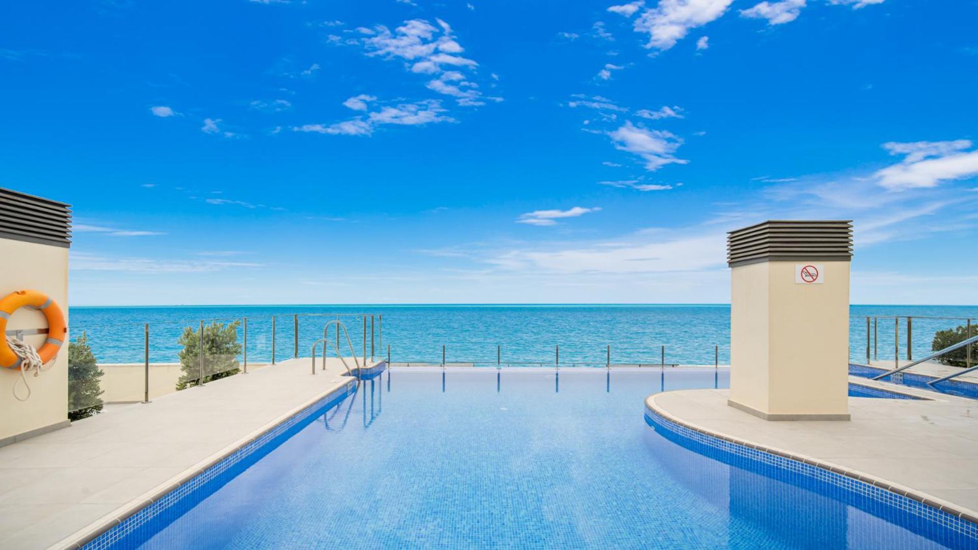 Splendid View Cosmo Beach Between Cancelada And إِستيبونا المظهر الخارجي الصورة